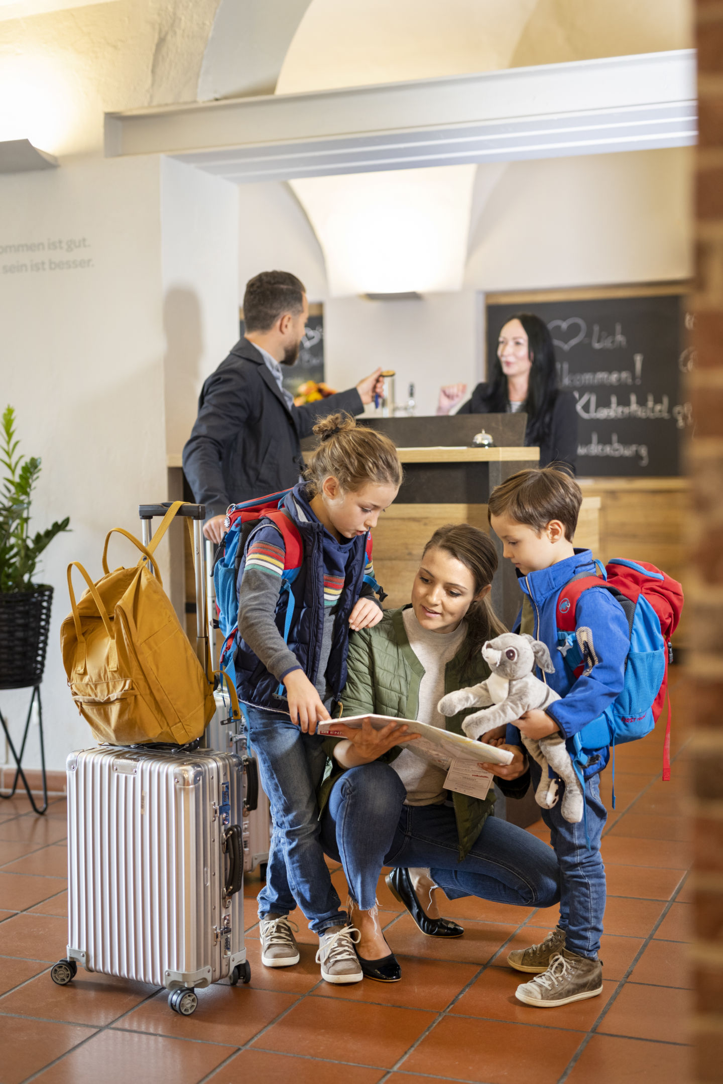 Raus aus dem Alltag, rein in die Auszeit. Nutze diesen Wertgutschein für dein persönliches JUFA-Erlebnis – egal ob in den Bergen, am See oder mitten in der Stadt. Einfach ankommen, abschalten und genießen.